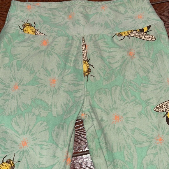 Lularoe One Size OS Bumble Bee Women's Soft Leggings fits Adult sizes 2-10 - Picture 4 of 9